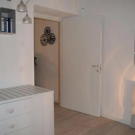 Apartment White